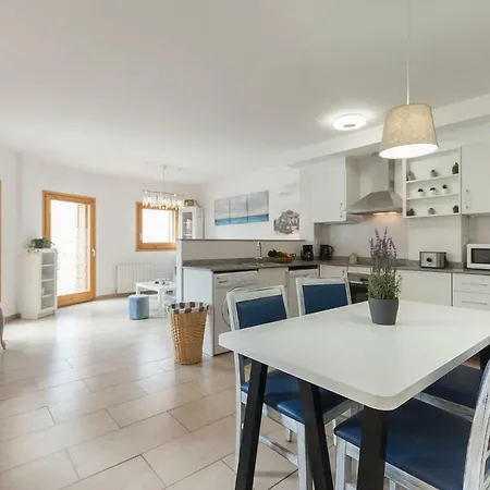 Apartment Lets Holidays Mediterranean 3 Minutes To The 3