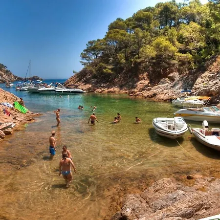 아파트 Lets Holidays Mediterranean 3 Minutes To The 3 *