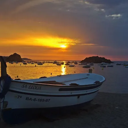 Lets Holidays Mediterranean 3 Minutes To The 3