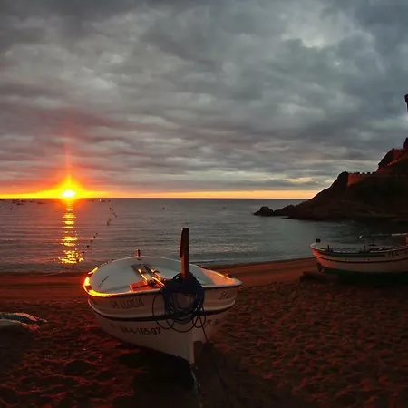 Lets Holidays Mediterranean 3 Minutes To The 3 * Tossa de Mar