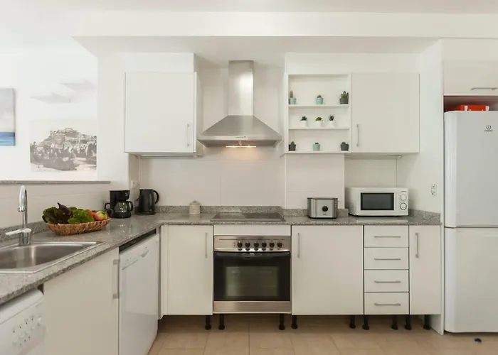 Lets Holidays Mediterranean 3 Minutes To The 3 Apartamento *